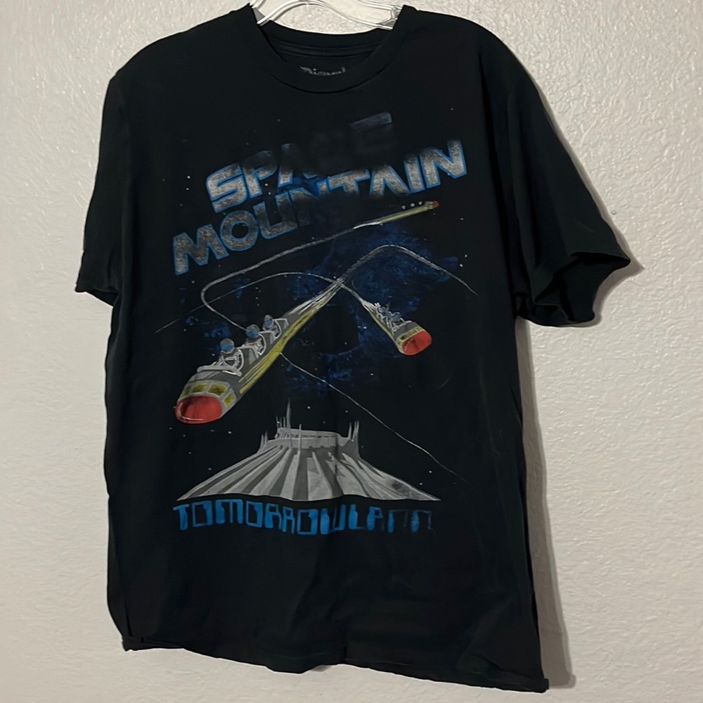 Disneyland Parks Exclusive - Space Mountain T Shirt - Vintage Look - Men’s Lg